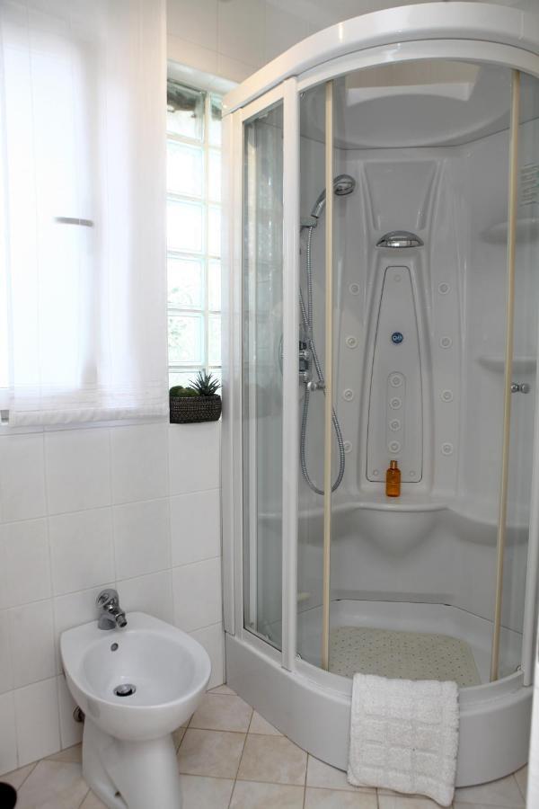 Maravea - New ❷⓿❷❸ Apartment Izola Bagian luar foto