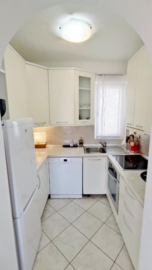 Maravea - New ❷⓿❷❸ Apartment Izola Bagian luar foto
